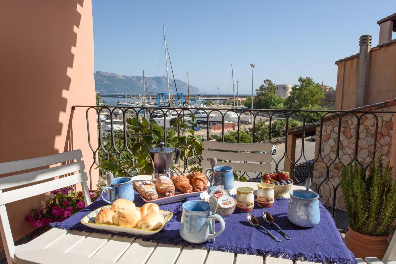 Loft Lungomare Vista Mare E Monti Apartment Arbatax Exterior photo