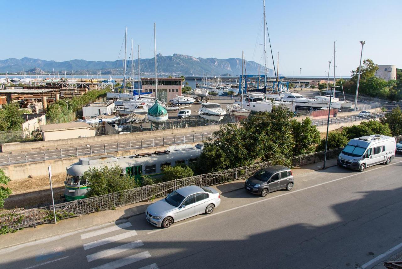 Loft Lungomare Vista Mare E Monti Apartment Arbatax Exterior photo